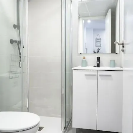 Loira Berdusan: Tranquilo Y Calido Apartamento De Una En Gran Avenida Zaragoza