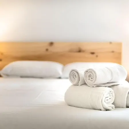 Apartman Loira Berdusan: Tranquilo Y Calido Apartamento De Una En Gran Avenida *