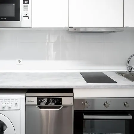 Loira Berdusan: Tranquilo Y Calido Apartamento De Una En Gran Avenida Apartman *