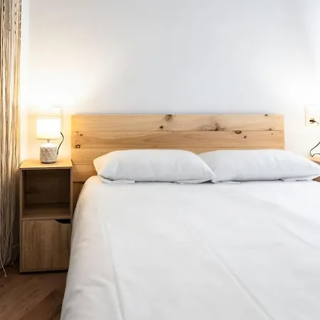 Loira Berdusan: Tranquilo Y Calido Apartamento De Una En Gran Avenida Zaragoza