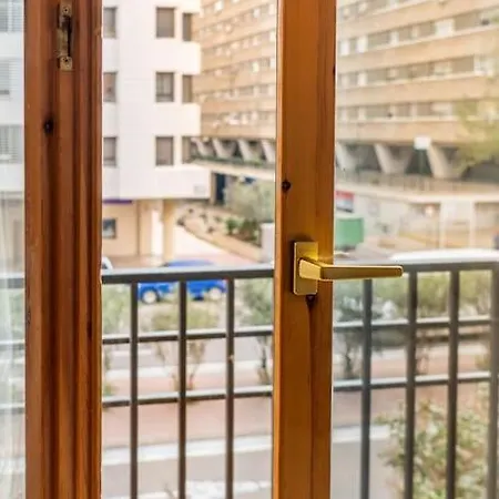 Loira Berdusan: Tranquilo Y Calido Apartamento De Una En Gran Avenida Apartman