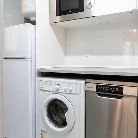 Loira Berdusan: Tranquilo Y Calido Apartamento De Una En Gran Avenida Apartman